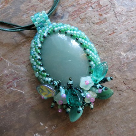 /products/z-aventurinove-zahradky/